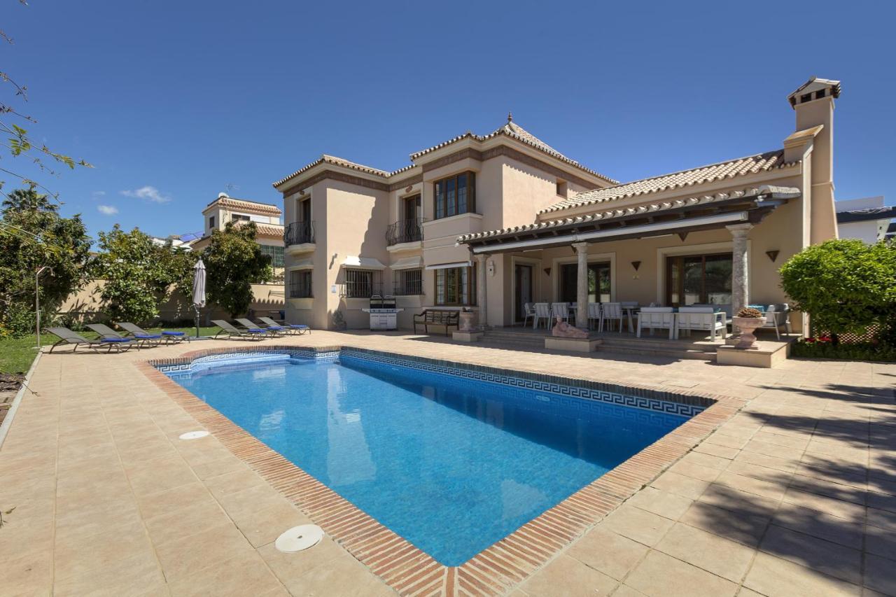 Villa Magnolia ماربيا المظهر الخارجي الصورة